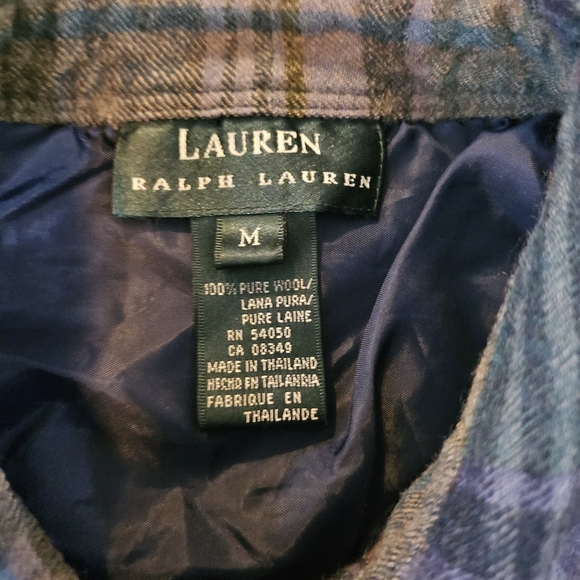 Lauren Ralph Lauren 100% Pure Wool Button Up Size Medium - Picture 3 of 6